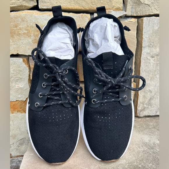 Steve Madden Brick black lightweight mens sneakers w/breathable Design Sz-9. M - Picture 8 of 12